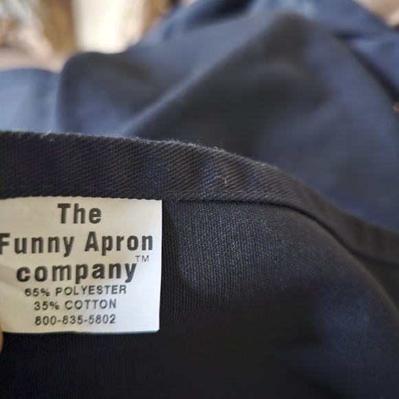 The Funny Apron Company "Real Men Fry Turkeys" Apron - Picture 6 of 7